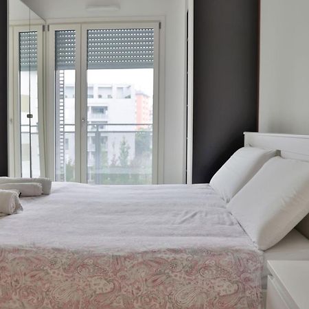 Luxury 3 Bedroom Apartment 100 Mq Next To Rho Fiera And San Siro Milano Eksteriør bilde